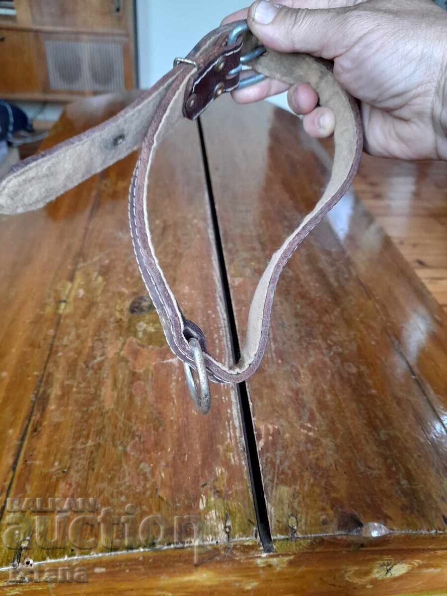 Lesă veche din piele pentru animale de companie - 6 Lesă veche din piele pentru animale de companie - 6