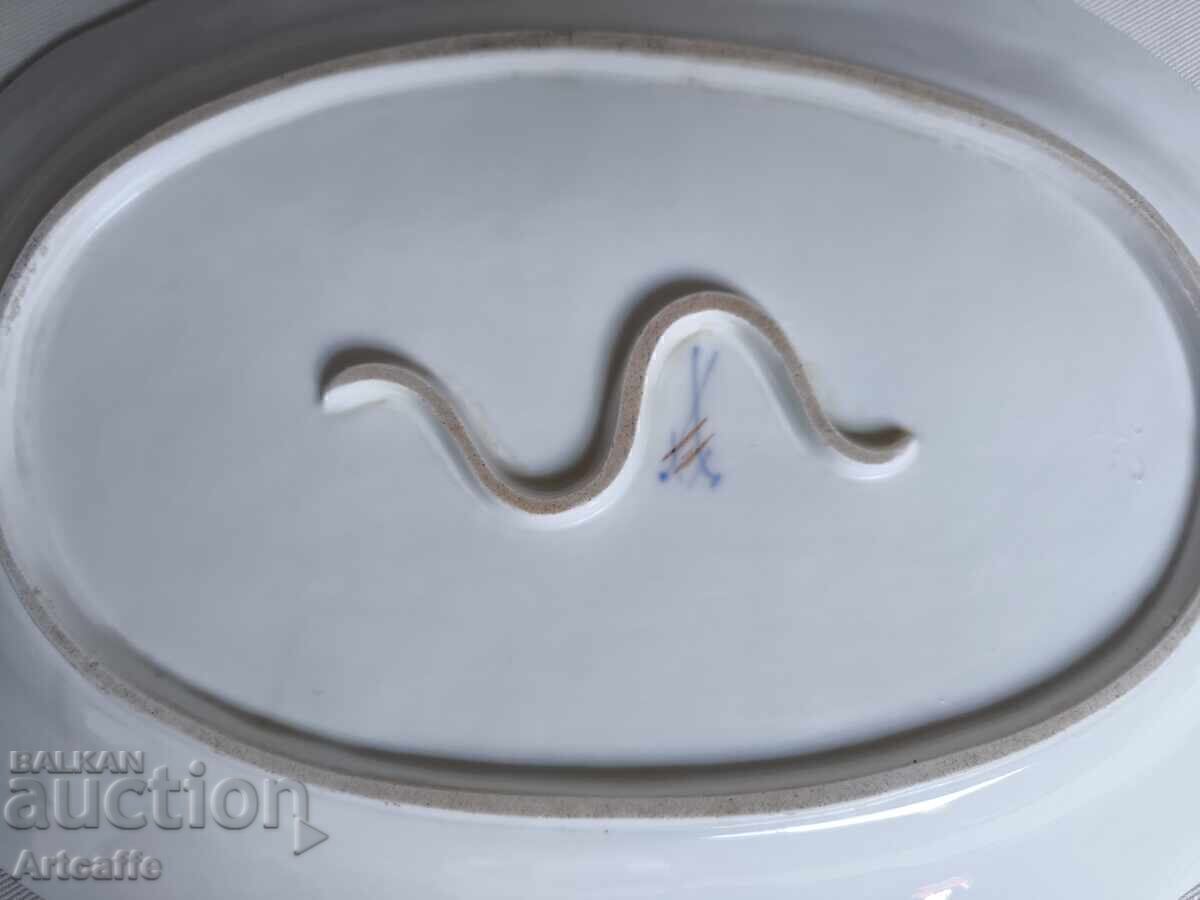 Oval Meissen Plate - 5 Oval Meissen Plate - 5