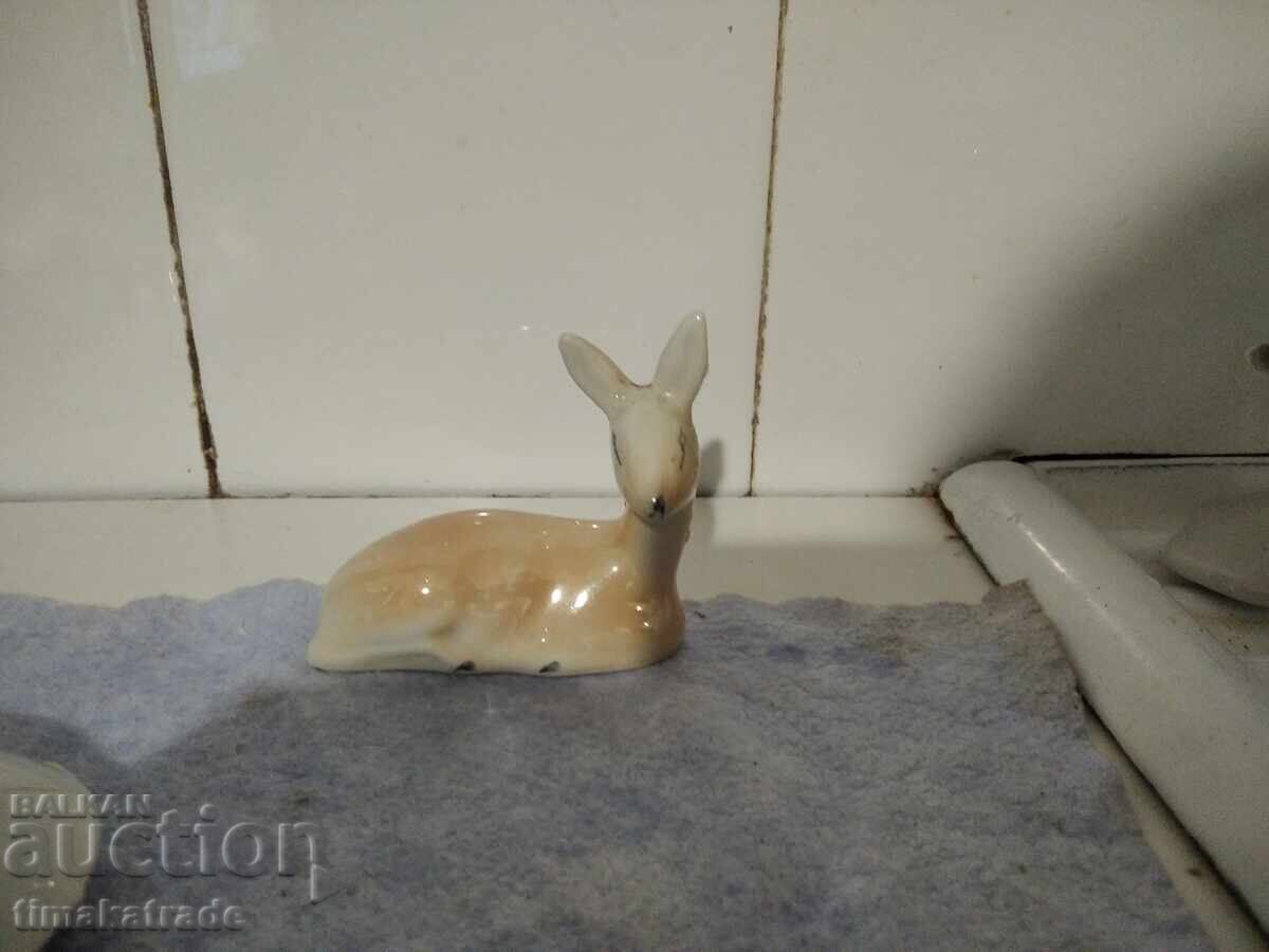 Beautiful porcelain figurine - fawn