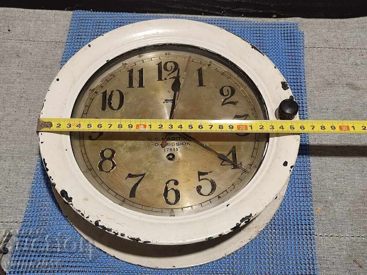 Rare US Ship's Clock / 1940s by Seth Thomas with price 850.00 BGN | € 434.60 Rare US Ship's Clock / 1940s by Seth Thomas with price 850.00 BGN | € 434.60
