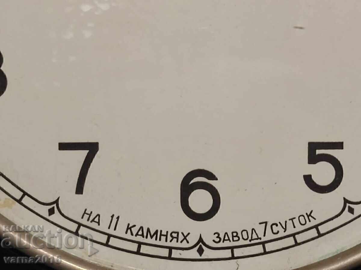 RARE MECHANICAL WATCH BAKELITE / USSR 1940s - 6 RARE MECHANICAL WATCH BAKELITE / USSR 1940s - 6