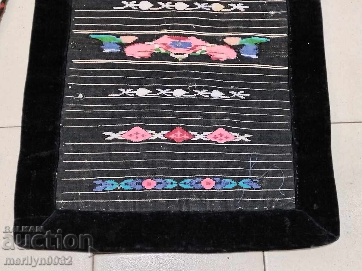 Vintage χειροποίητη ποδιά με τιμή 116.00 BGN | € 59.31 Vintage χειροποίητη ποδιά με τιμή 116.00 BGN | € 59.31