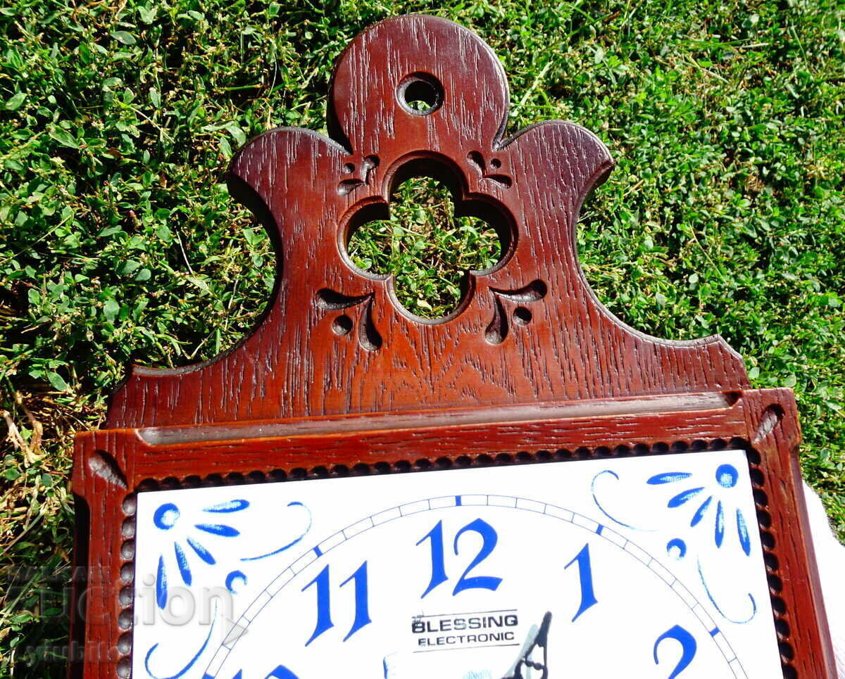 Licitație Ceas de perete german Blessing, pictat Delft Licitație Ceas de perete german Blessing, pictat Delft