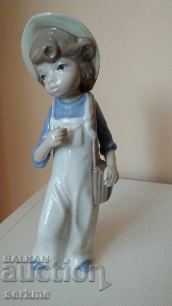 Φιγούρα από πορσελάνη