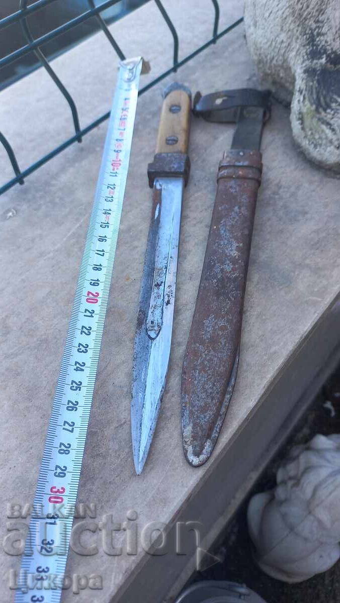 Knife for Kalashnikov with price 100.00 BGN | € 51.13 Knife for Kalashnikov with price 100.00 BGN | € 51.13