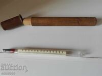 Παλιό θερμόμετρο για γάλα