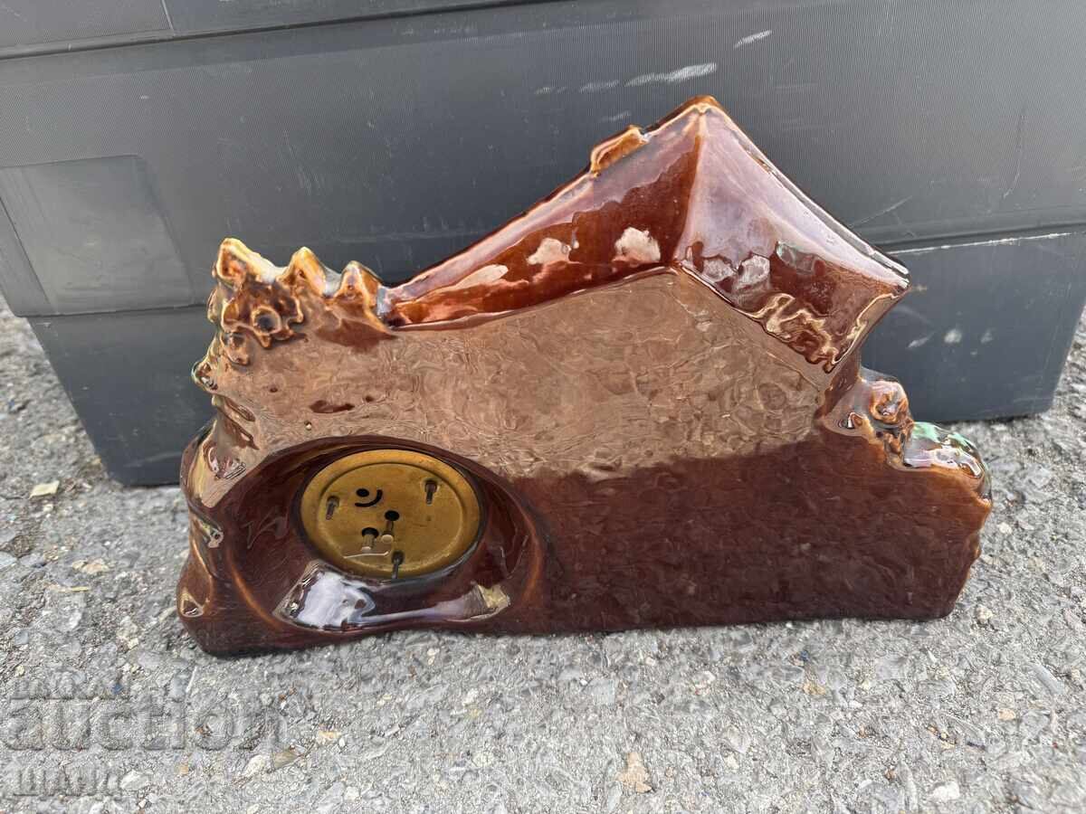 Livrarea Ceas ceramic mecanic vechi, casă vilă pentru șemineu Livrarea Ceas ceramic mecanic vechi, casă vilă pentru șemineu