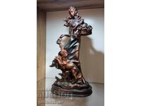 Υπέροχο αγαλματίδιο!