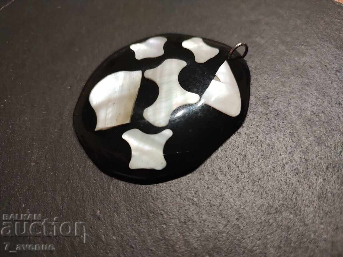 Auction Necklace, pendant for a necklace, ART, with mother-of-pearl, 22.03.2025 Auction Necklace, pendant for a necklace, ART, with mother-of-pearl, 22.03.2025