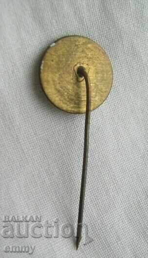 Auction Football Badge - Fenerbahçe 1907 Sports Club, Turkey Auction Football Badge - Fenerbahçe 1907 Sports Club, Turkey