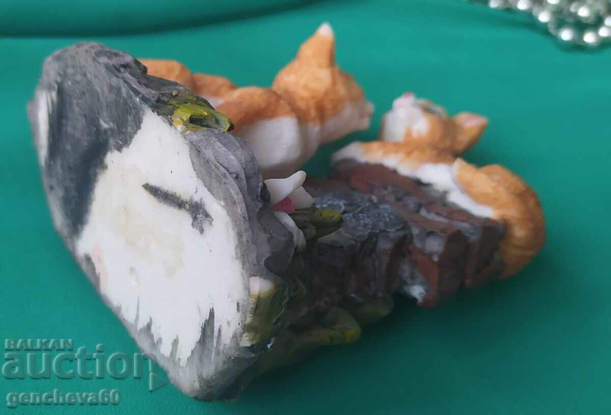 Δημοπρασία Σταχτοθήκη φιγούρα με γάτες