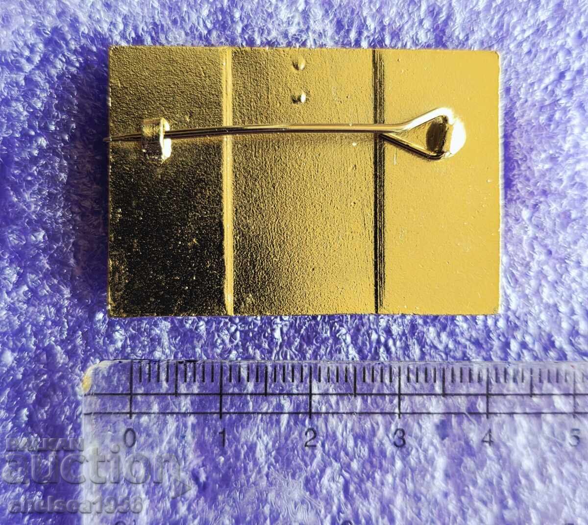 Auction Chelsea Badge - Double Winners - FA Cup & ECWC Cup 1971 Auction Chelsea Badge - Double Winners - FA Cup & ECWC Cup 1971