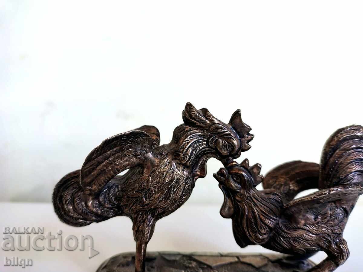 Beautiful Collector's Figure Rooster and Hen with price 29.98 BGN | € 15.33 Beautiful Collector's Figure Rooster and Hen with price 29.98 BGN | € 15.33