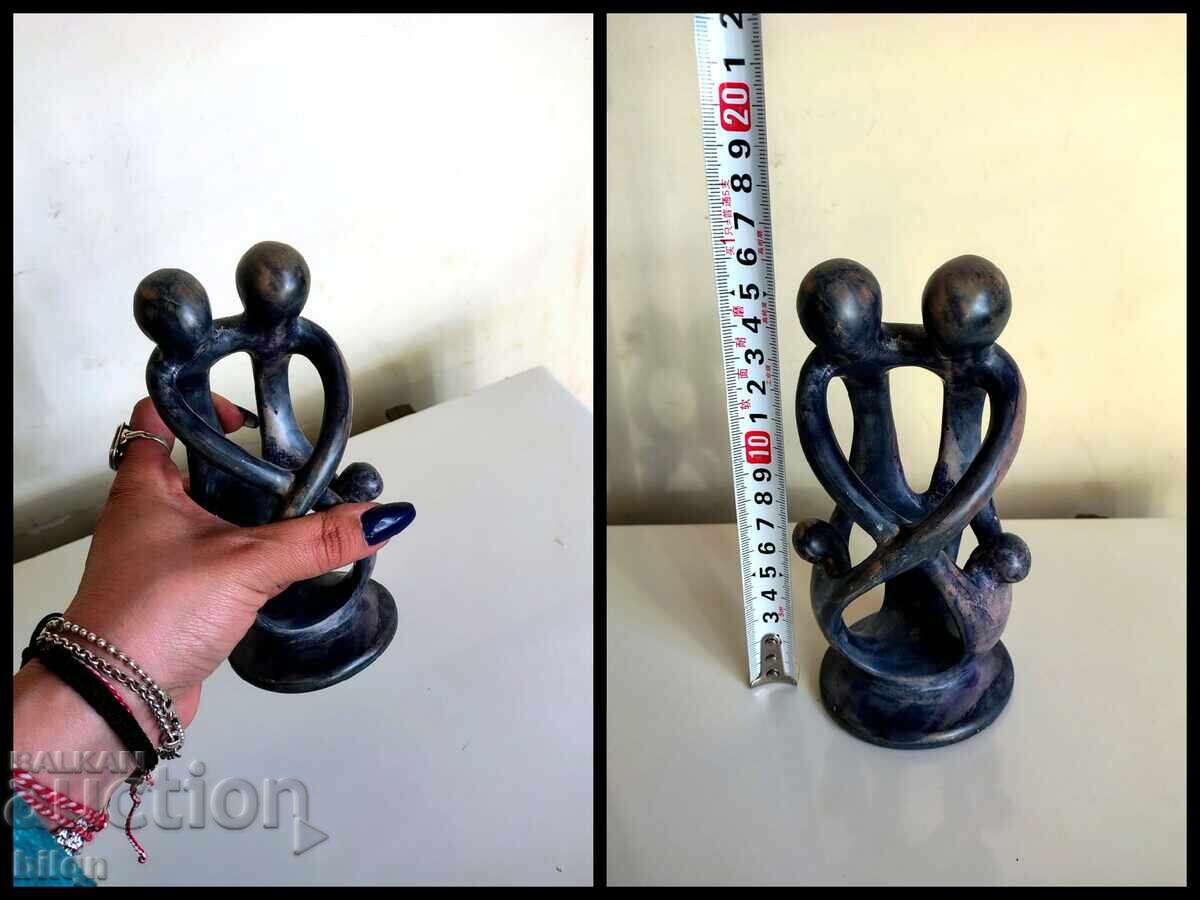 Wonderful Art Figurine - Soapstone Family - 7