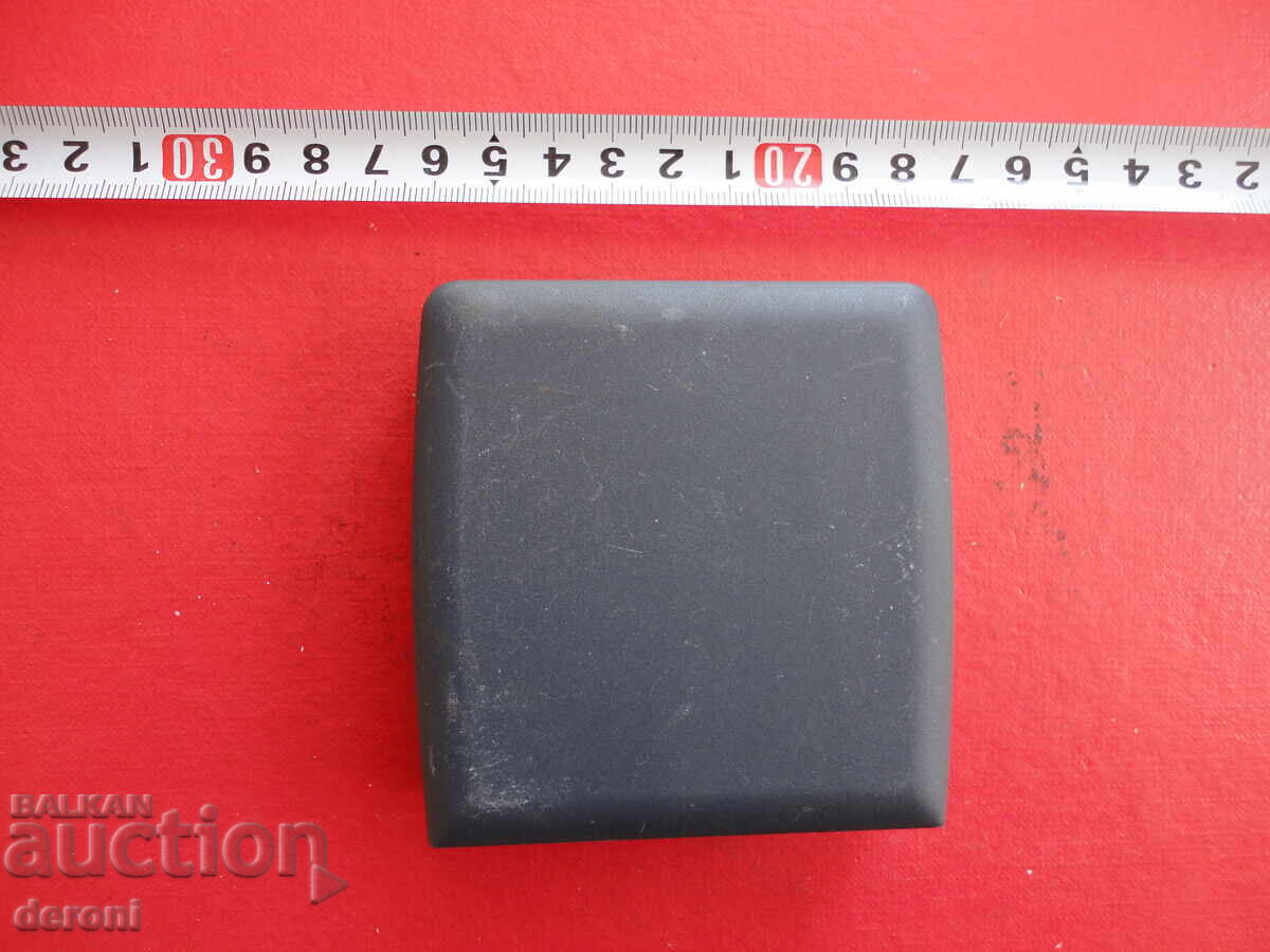 Coin Box 3 with price 5.00 BGN | € 2.56 Coin Box 3 with price 5.00 BGN | € 2.56