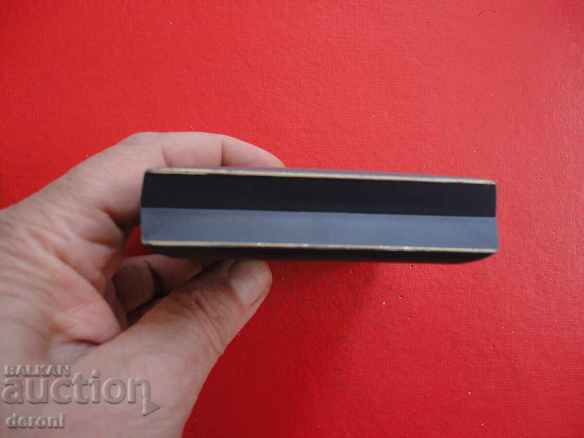 Auction Coin Box 3 Auction Coin Box 3