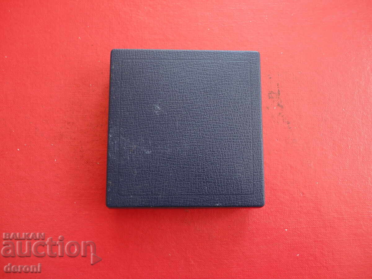 Παράδοση Θήκη για νομίσματα 4