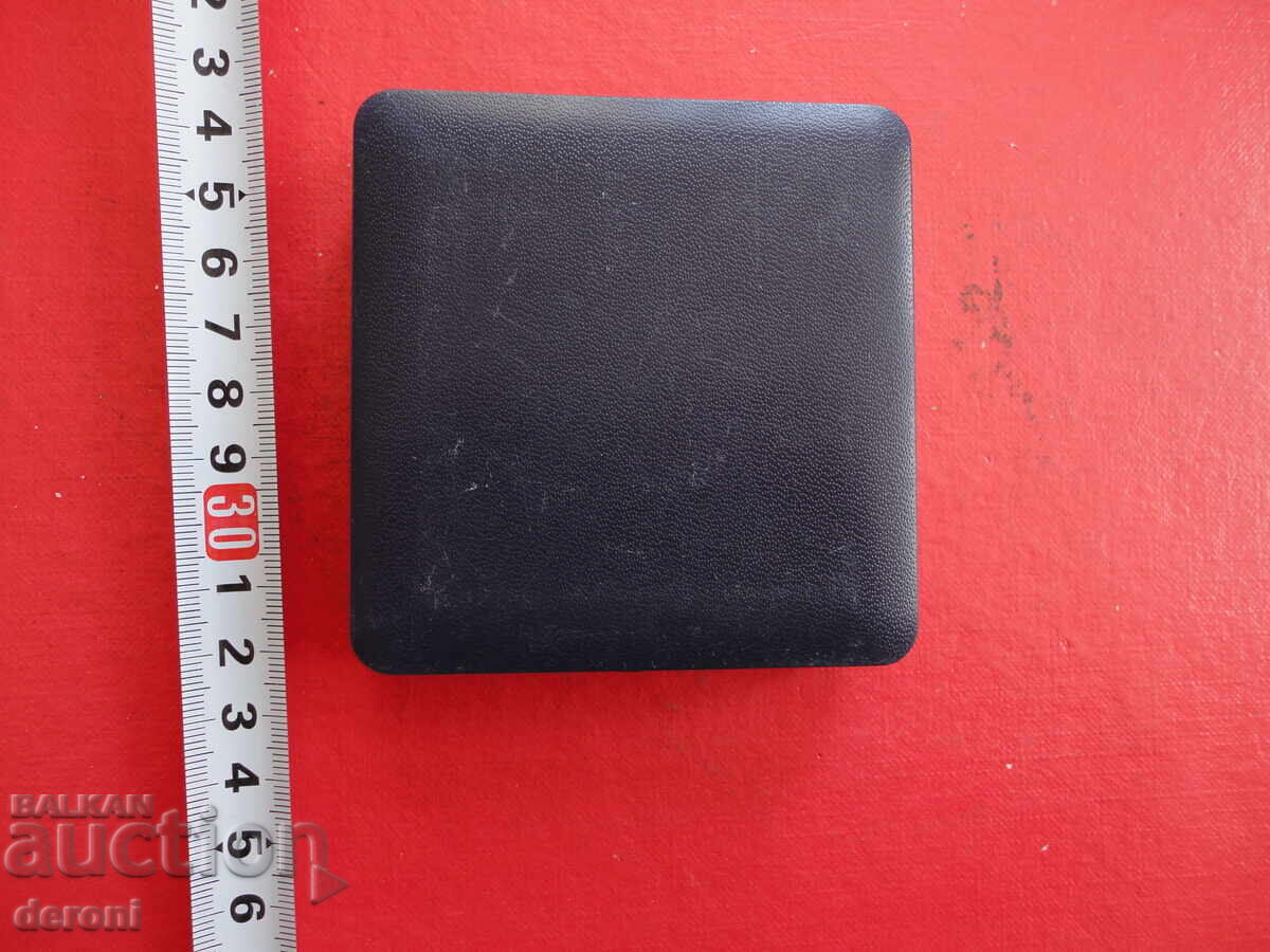 Coin box 5 Coin box 5