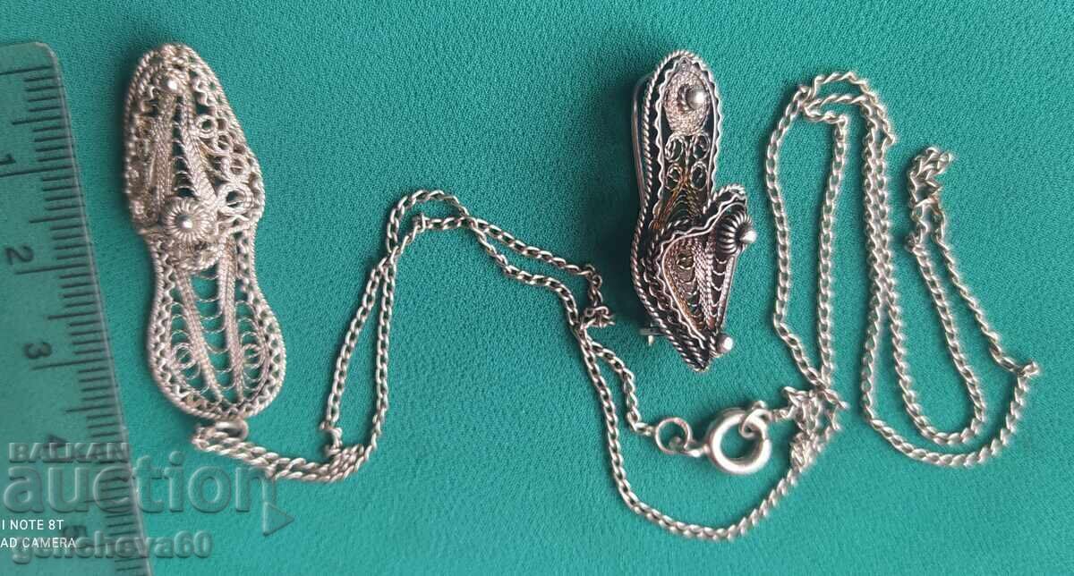 Auction Antique silver filigree brooch and necklace, slippers Auction Antique silver filigree brooch and necklace, slippers