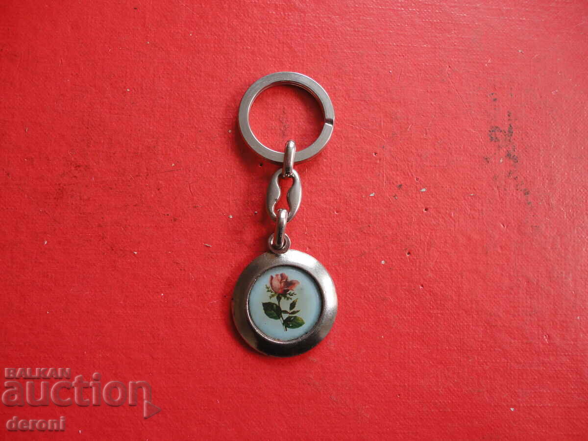 Delivery of Keychain Virgin Mary