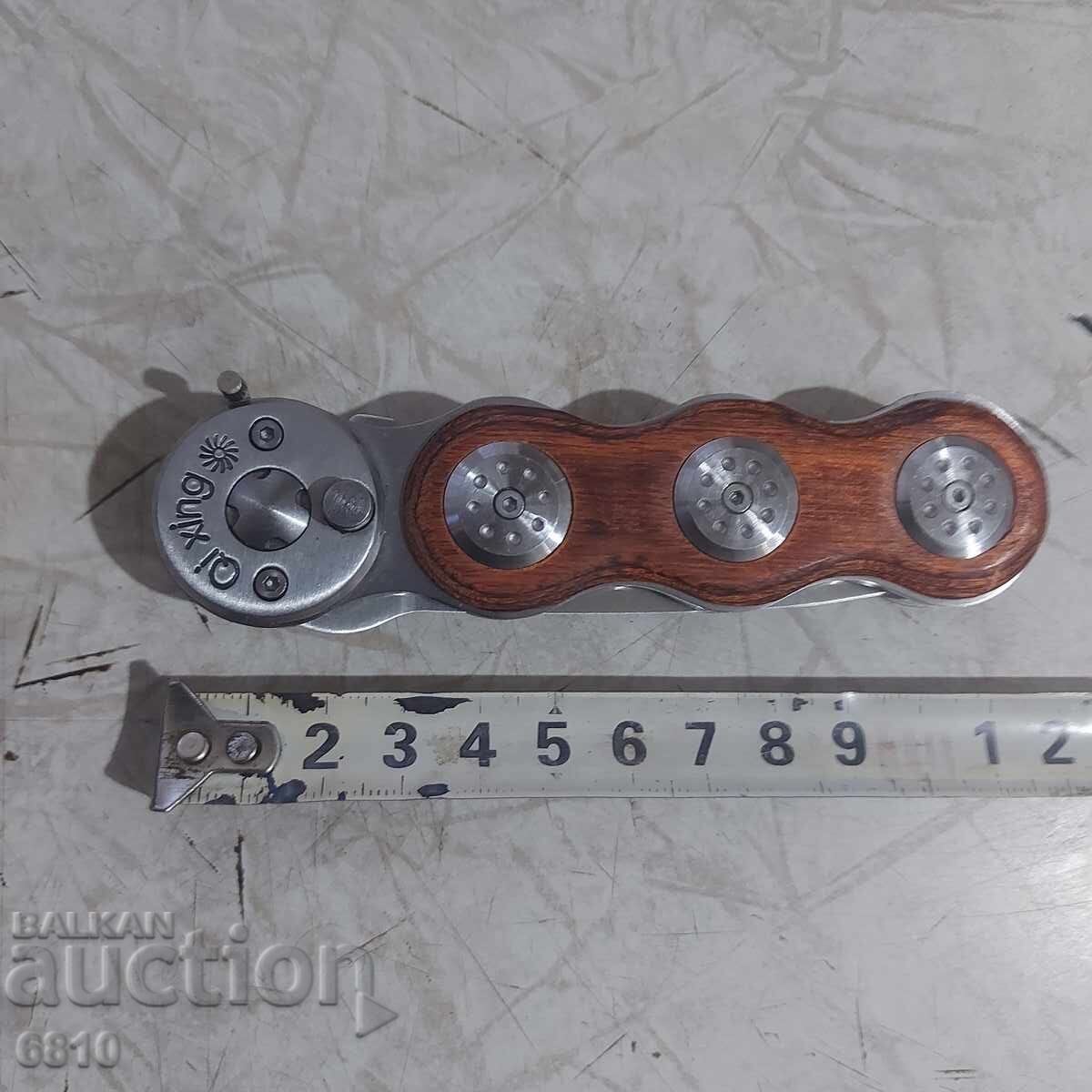 Παράδοση Αυτόματο μαχαίρι τύπου καμά