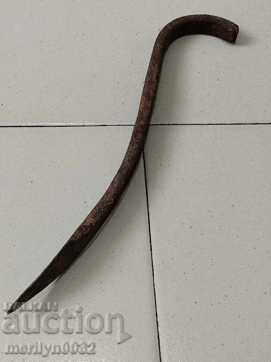 Παράδοση Παλιό σφυρήλατο σίδηρο πρωτόγονο