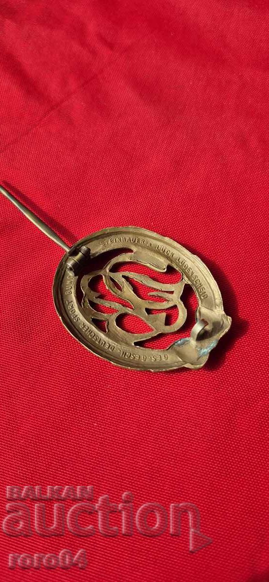 GERMAN SPORTS BADGE - DSB - WWII - 6 GERMAN SPORTS BADGE - DSB - WWII - 6