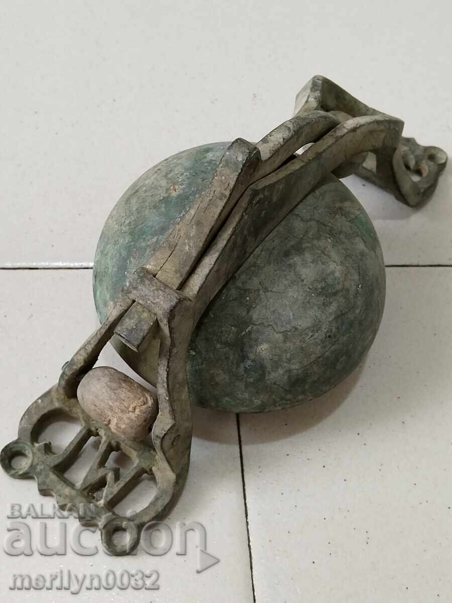 Bronze bell 19th century signaling for front door bell