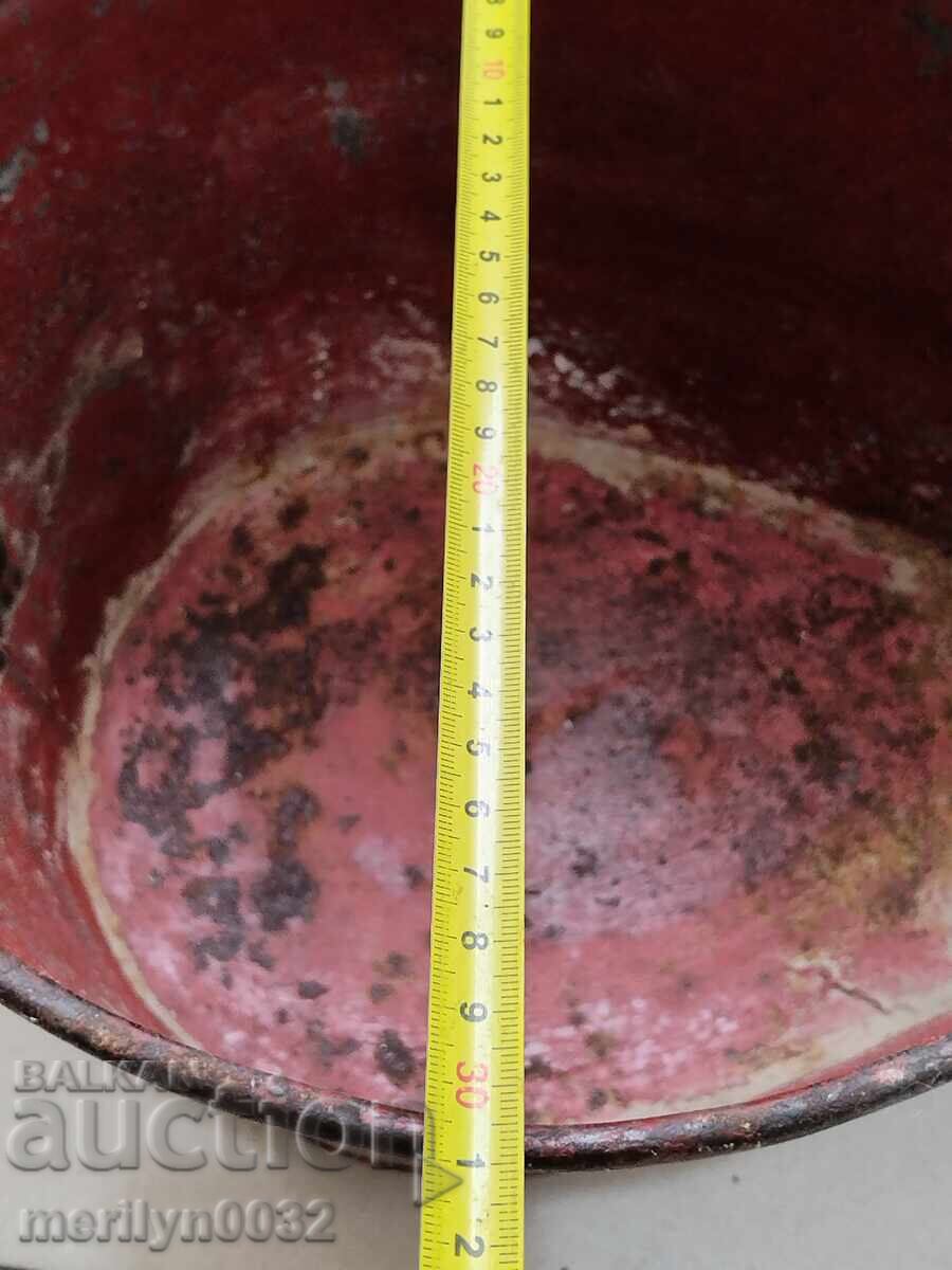 Profile bucket for hauling bulk grain materials - 7