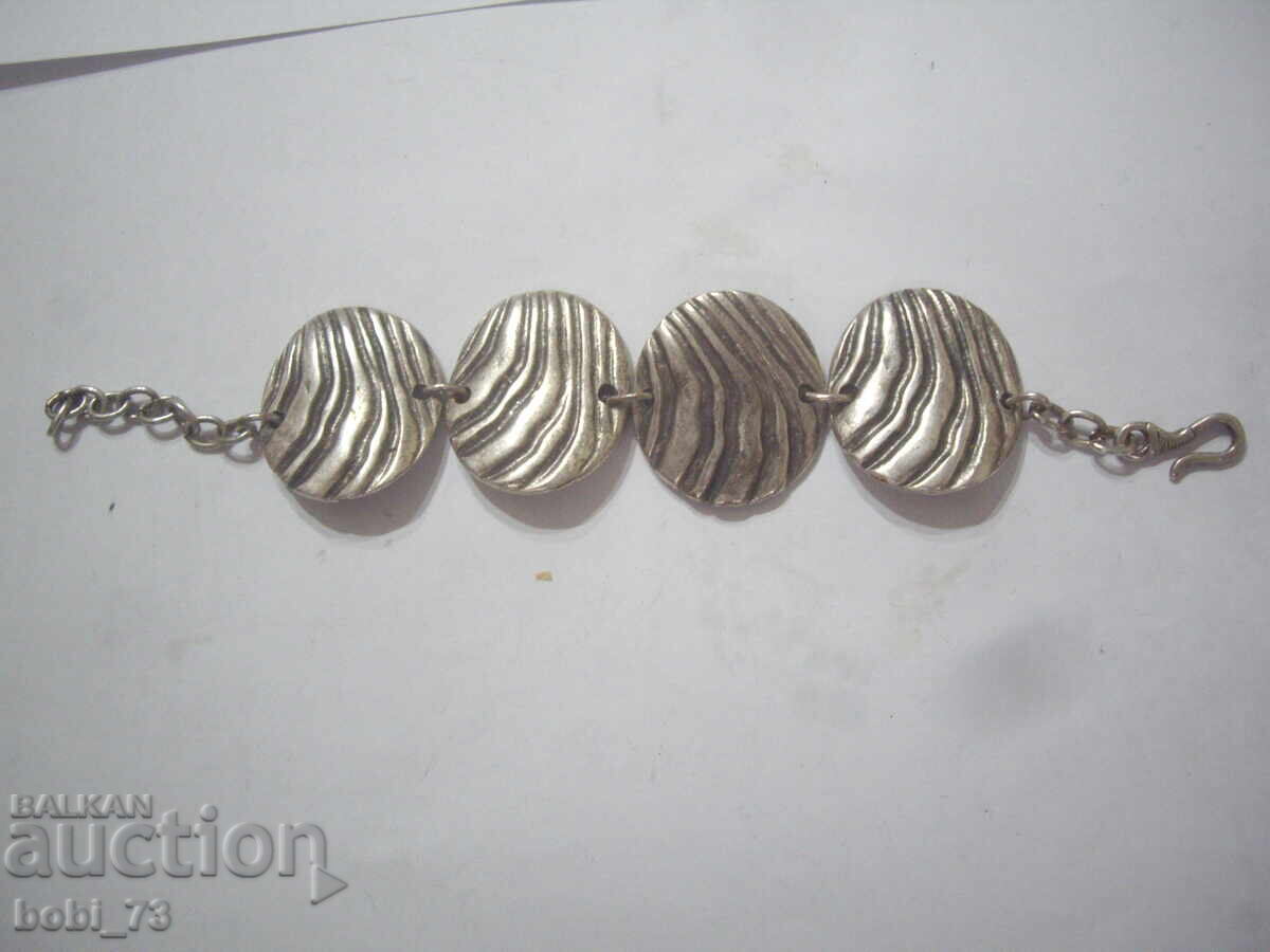 Licitație Brățară veche interesantă din argint Licitație Brățară veche interesantă din argint