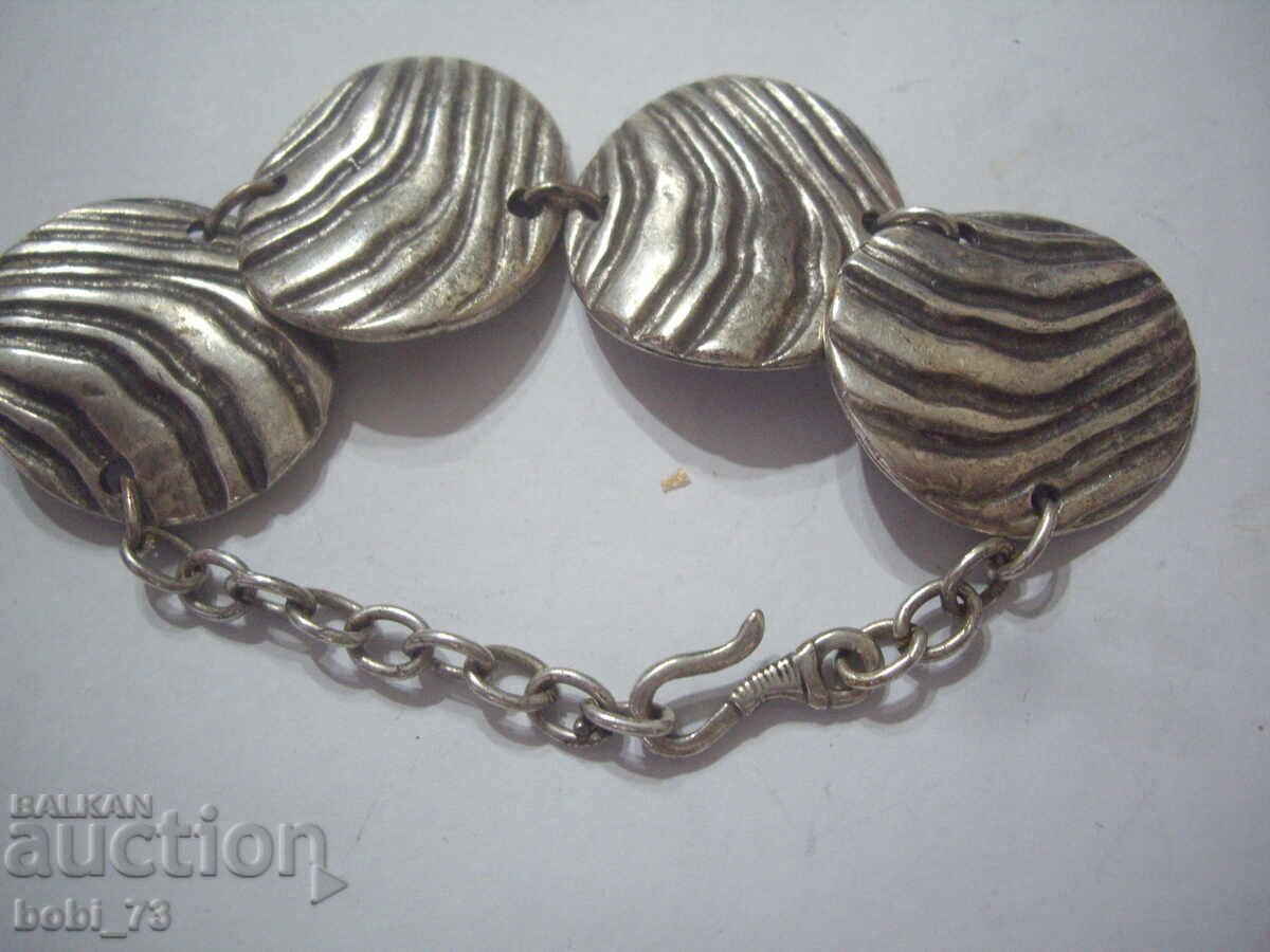 Brățară veche interesantă din argint Brățară veche interesantă din argint