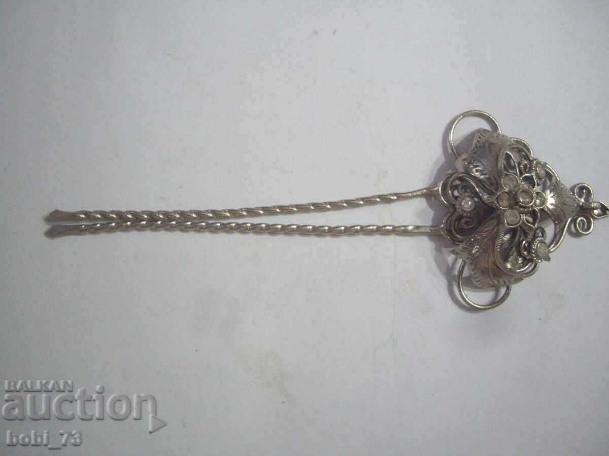 Interesting hair needle Interesting hair needle