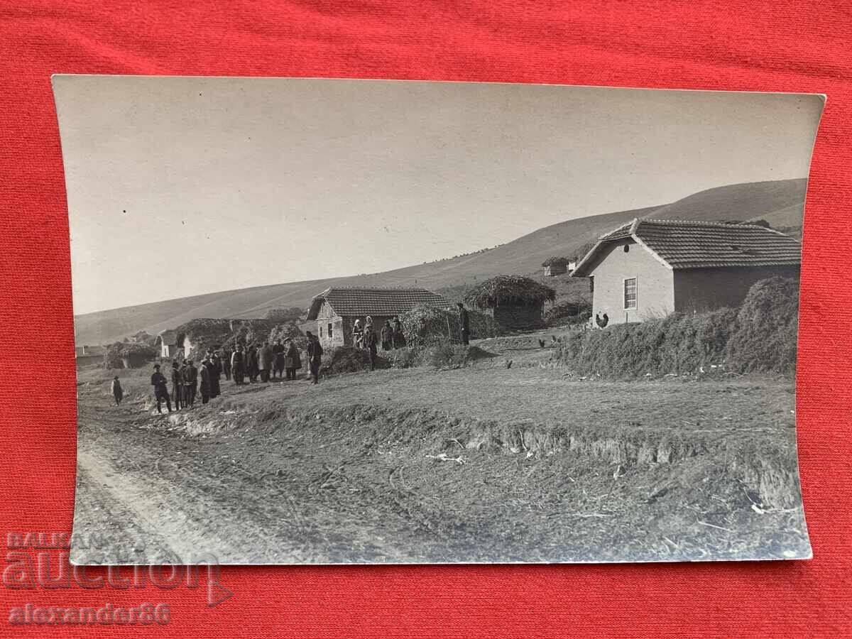 Beat and Culture Southeastern Bulgaria Commission 30s - 5