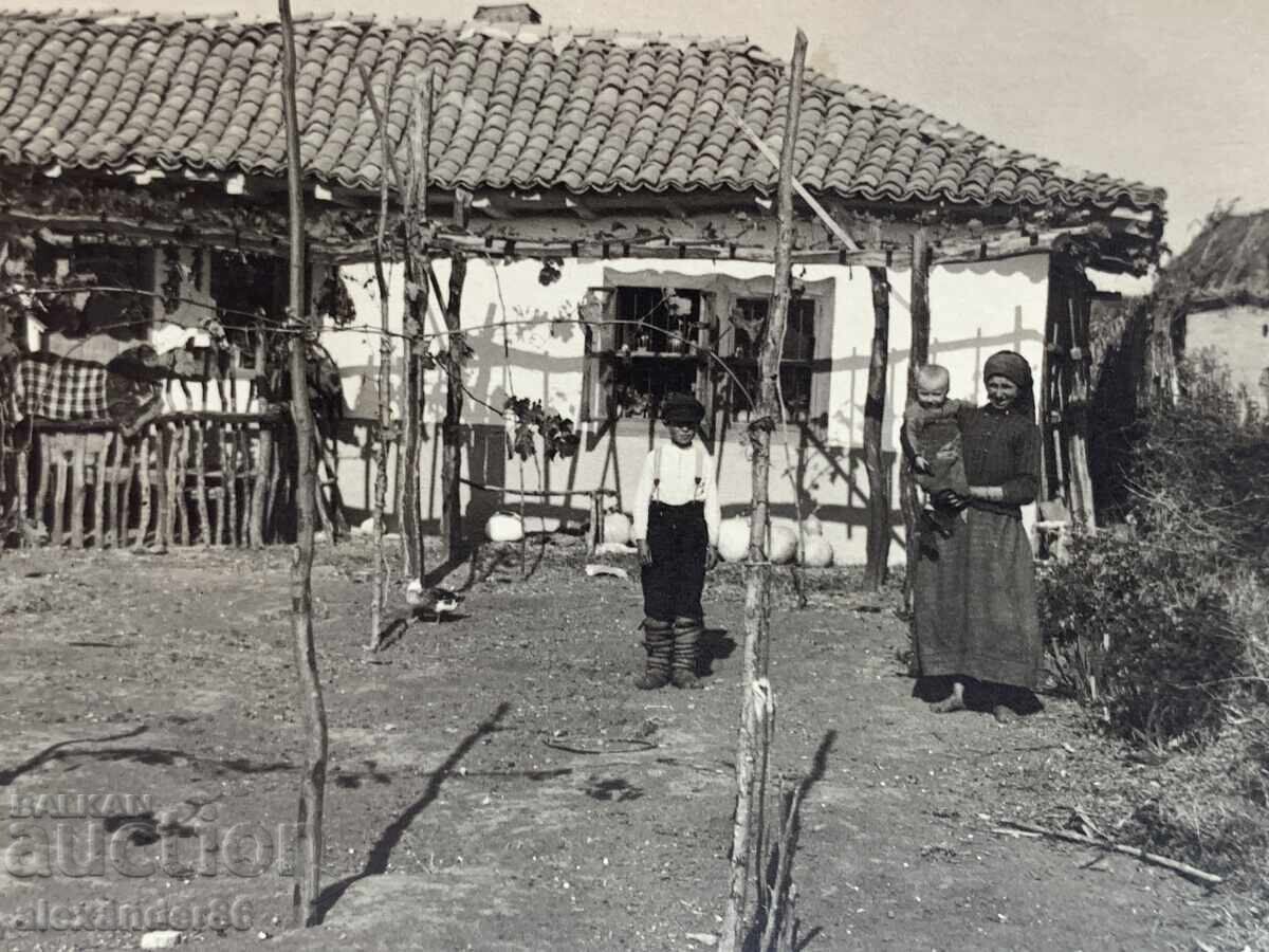 Beats and Culture of Southeastern Bulgaria in the 1930s with price 7.00 BGN | € 3.58 Beats and Culture of Southeastern Bulgaria in the 1930s with price 7.00 BGN | € 3.58