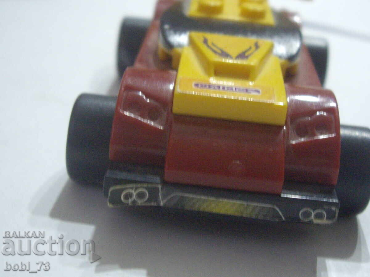 Παράδοση Κολούτσα από Lego Παράδοση Κολούτσα από Lego