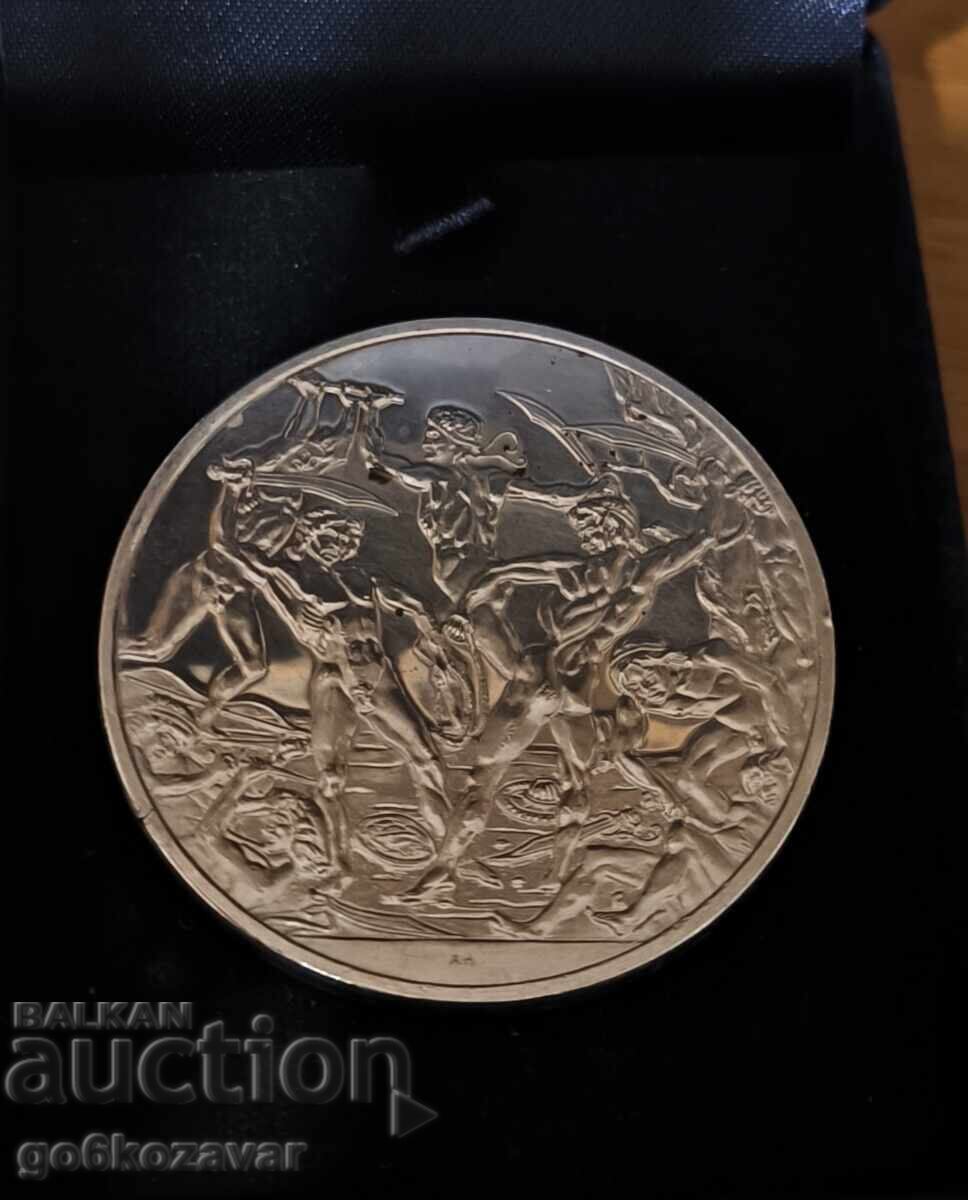 Bătălia de Nus Medalion Imens Plachetă, Argint 0,950. Rare! Bătălia de Nus Medalion Imens Plachetă, Argint 0,950. Rare!