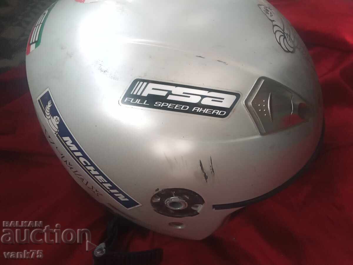 Каска Каска