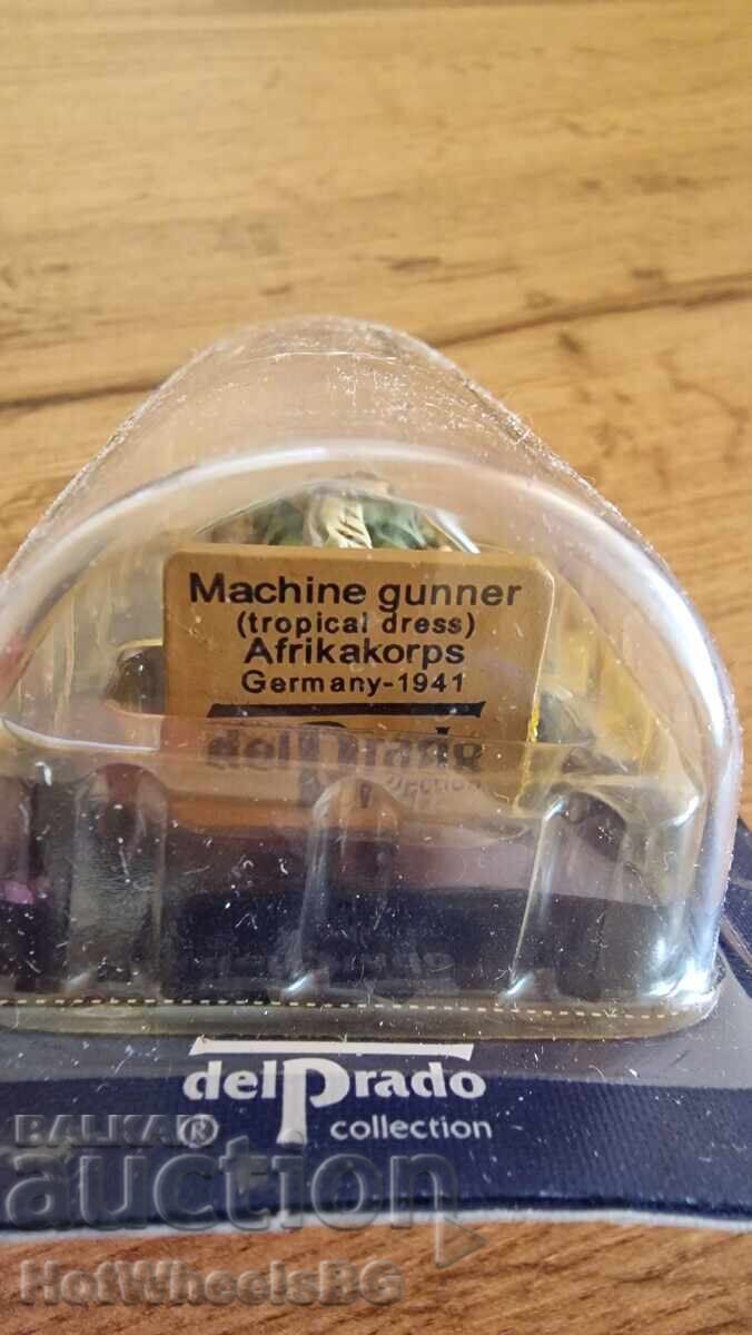 Del Prado - Machine gunner (tropical uniform) German Afrikakorps with price 19.99 BGN | € 10.22 Del Prado - Machine gunner (tropical uniform) German Afrikakorps with price 19.99 BGN | € 10.22