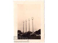 1937 ΜΙΚΡΗ ΠΑΛΙΑ ΦΩΤΟΓΡΑΦΙΑ ΕΚΘΕΣΗ ΠΑΡΙΣΙΟΥ ΠΥΛΩΝΕΣ ΣΤΗΝ ΕΙΣΟΔΟ D591