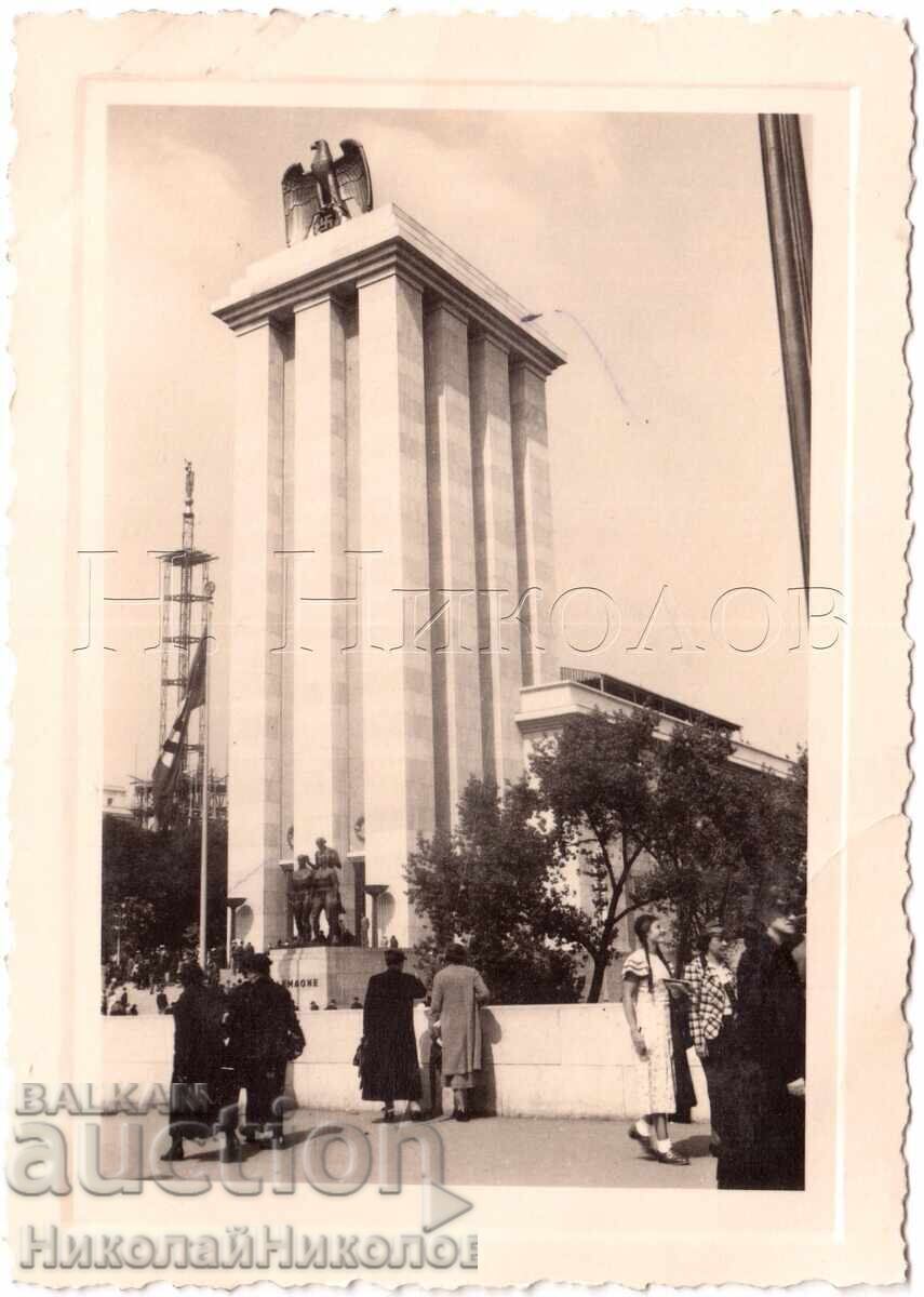 1937 Small Old Photo Paris Exhibition German Pavilion D592 1937 Small Old Photo Paris Exhibition German Pavilion D592