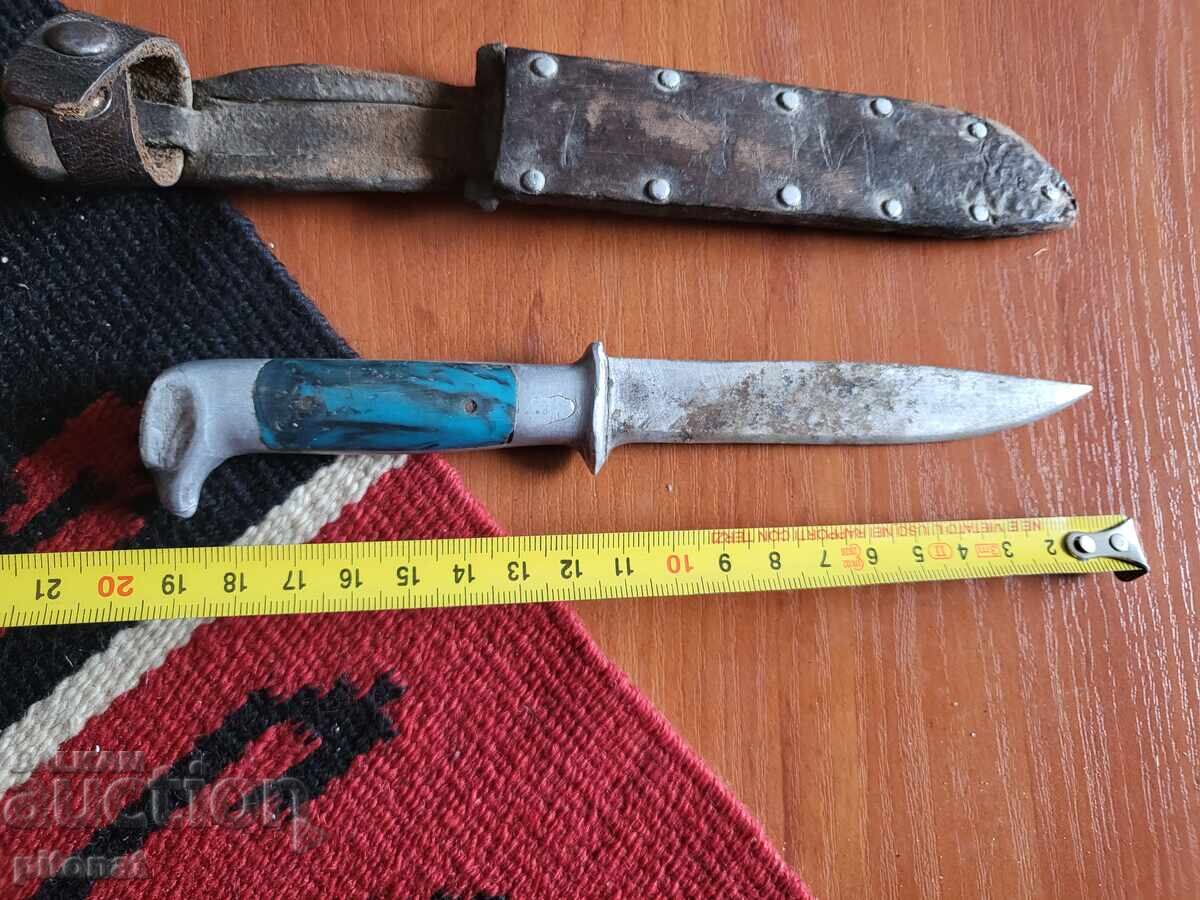 Δημοπρασία Συλλεκτικό μαχαίρι από την εποχή του σοσιαλισμού