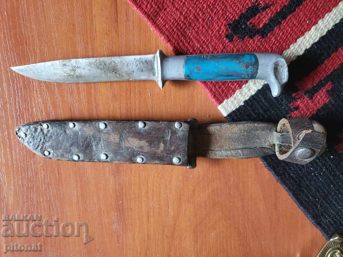 Συλλεκτικό μαχαίρι από την εποχή του σοσιαλισμού