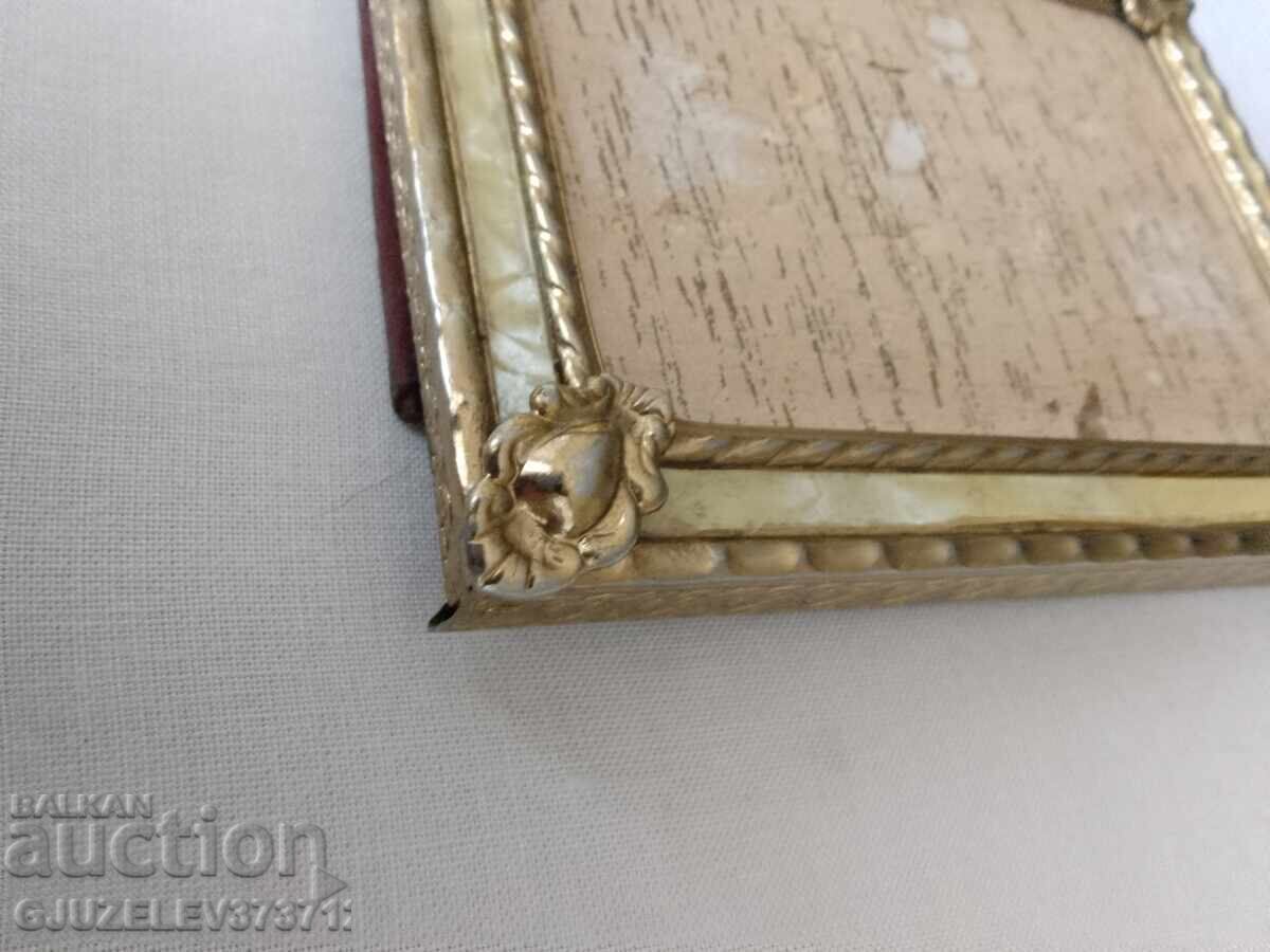 Rame foto vintage cu stativ din metal și sidef în - 5 Rame foto vintage cu stativ din metal și sidef în - 5