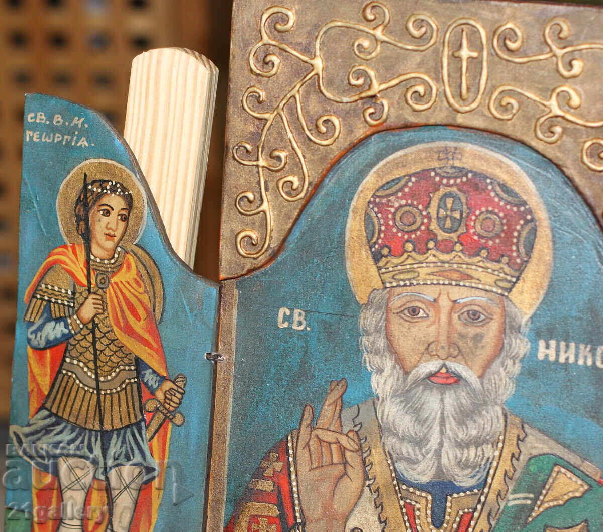 Livrarea Triptic cu icoană pictată manual Sfântul Nicolae Făcătorul de Minuni Livrarea Triptic cu icoană pictată manual Sfântul Nicolae Făcătorul de Minuni