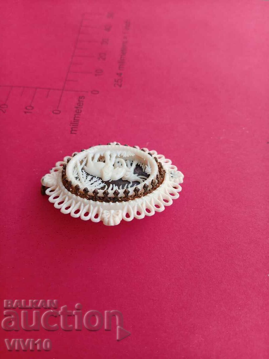 Antique brooch, bone with price 40.00 BGN | € 20.45