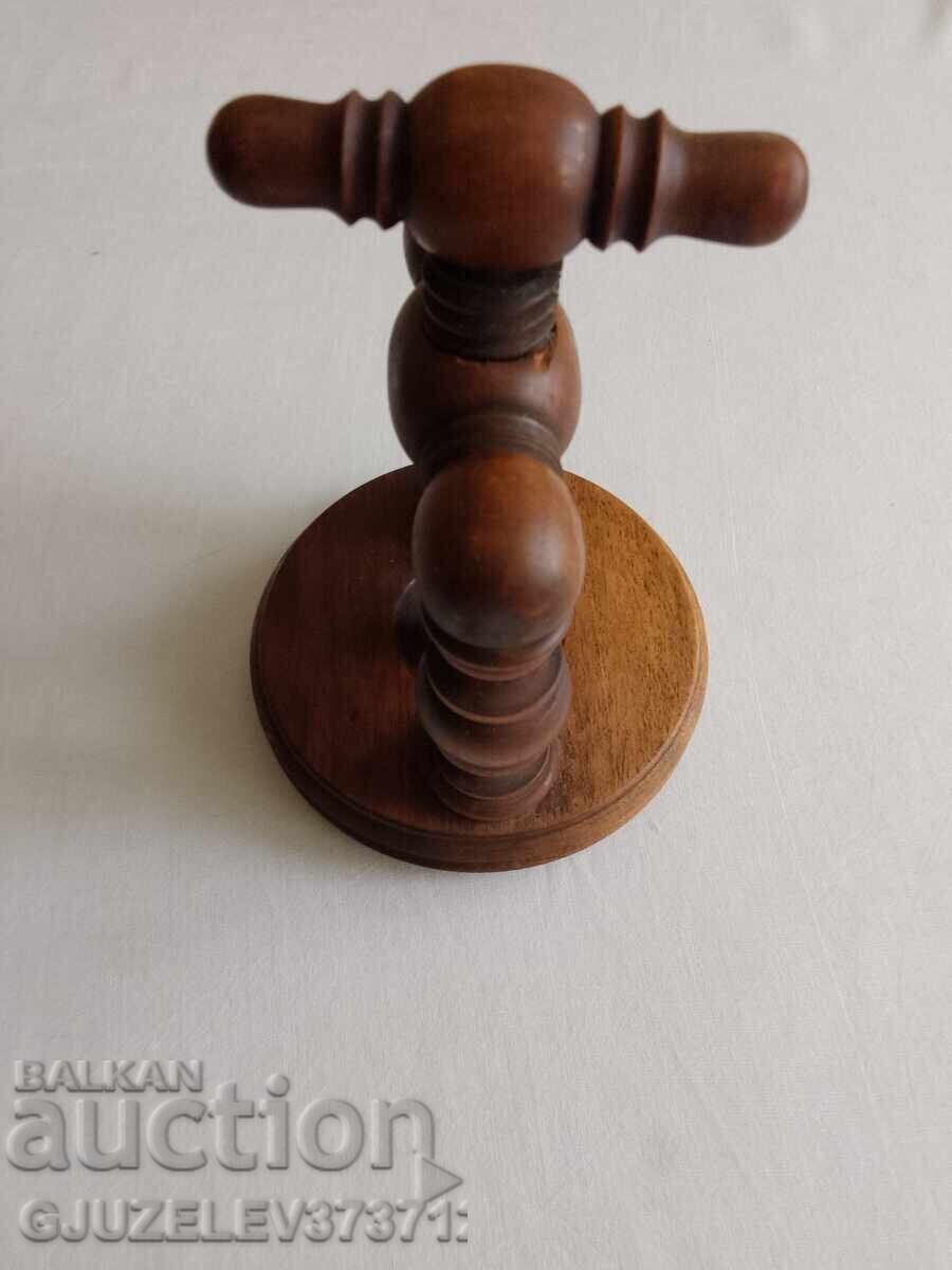 Oak press for walnuts and nuts, 18th century - 6