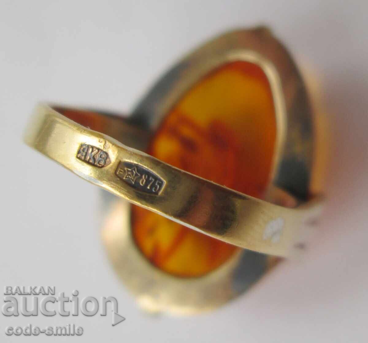 Licitație Inel mare vechi de argint pentru damă cu chihlimbar natural URSS