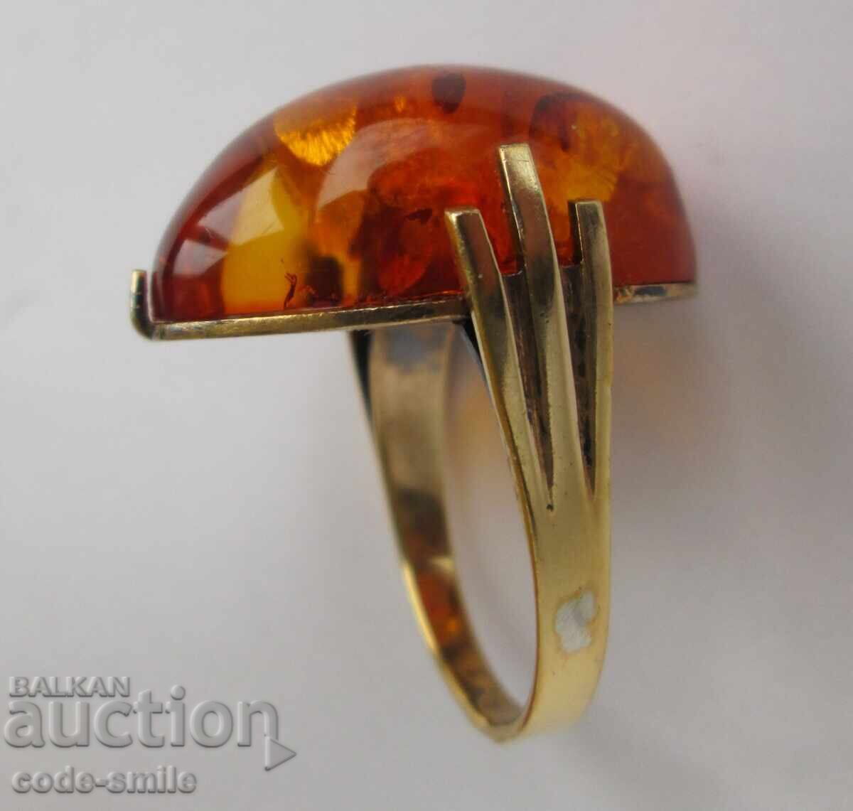 Inel mare vechi de argint pentru damă cu chihlimbar natural URSS