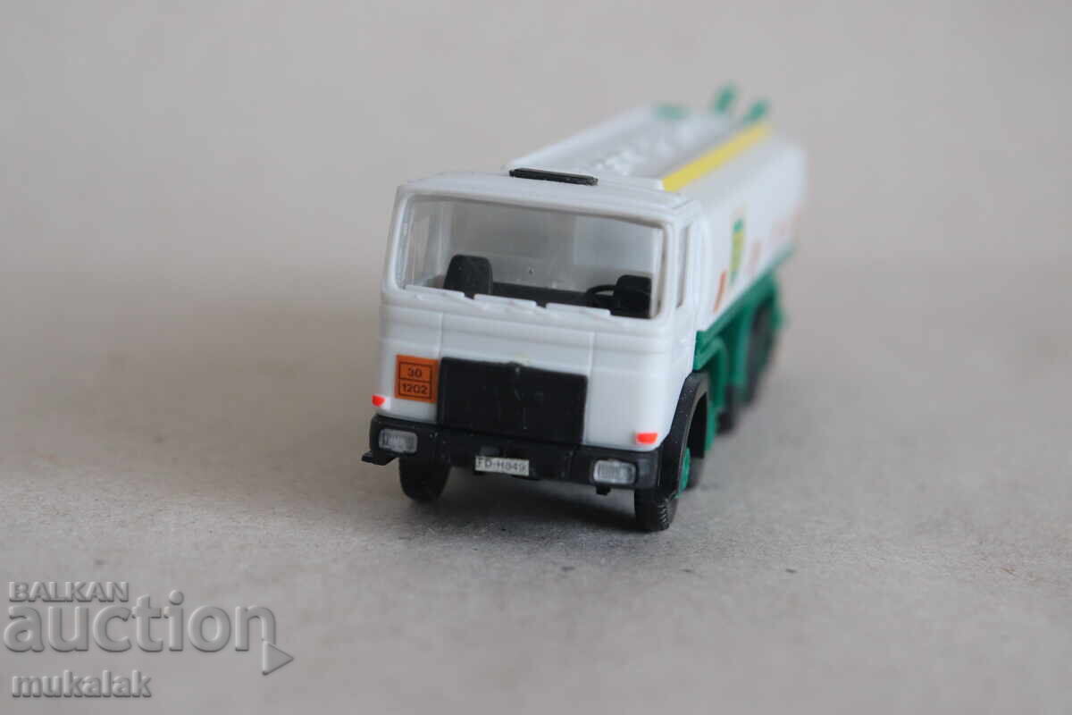 ROCO??? H0 1/87 MAN TANK TRUCK TOY MODEL with price 20.00 BGN | € 10.23 ROCO??? H0 1/87 MAN TANK TRUCK TOY MODEL with price 20.00 BGN | € 10.23