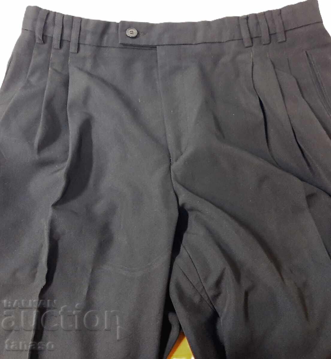 Γυναικείο παντελόνι (18.2) με τιμή 10.00 BGN | € 5.11 Γυναικείο παντελόνι (18.2) με τιμή 10.00 BGN | € 5.11